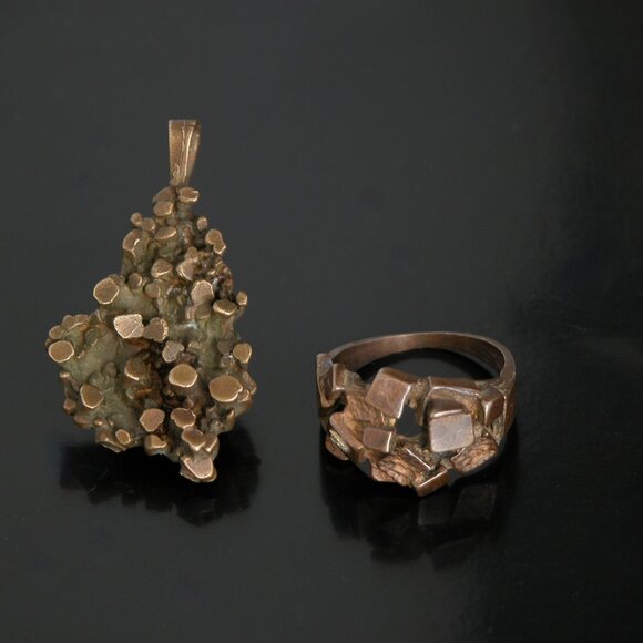 Vtg Mid Century Modernist Brutalist Bronze Nugget Necklace Pendant & Copper Ring - Picture 4 of 5